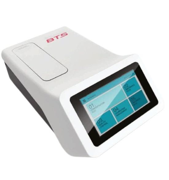Biochemistry-analyzer-available-at-Clinica-Lifecare
